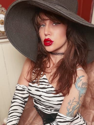 Xena Zeitgeist — UGC Creator on Pitchlo