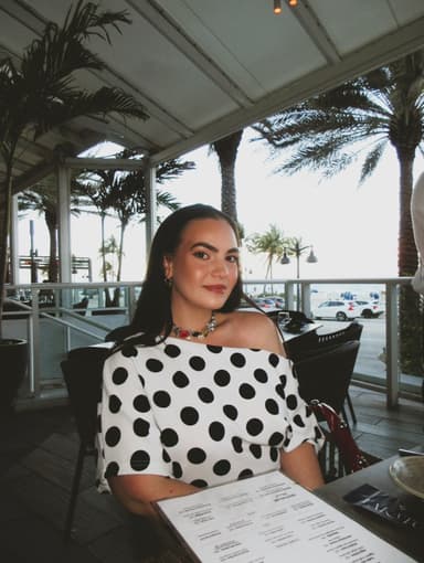 Malanie Dalfrey — UGC Creator on Pitchlo