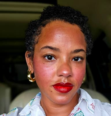 Stephanie Ebb — UGC Creator on Pitchlo