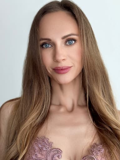 Marina Gallon — UGC Creator on Pitchlo