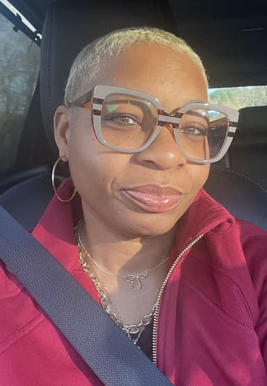 Clarissa Sharp — UGC Creator on Pitchlo