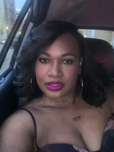 Doneika Mondaine — UGC Creator on Pitchlo