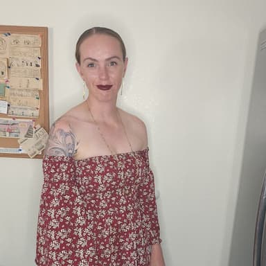 Casey England — UGC Creator on Pitchlo